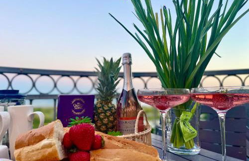 The Mermaids Watch Pendine DOG FRIENDLY with Cymru Holidays - Photo 32