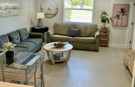 Close to everything! Perfect basecamp for WPB - Foto 2