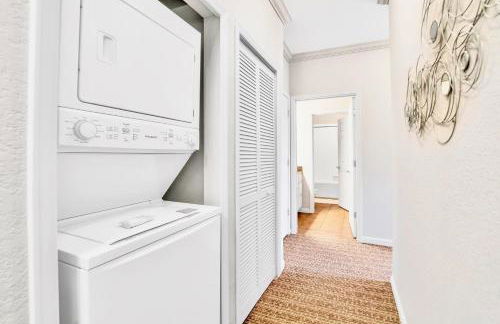 Near Disney - 3BR Condo - Pool and Games - Foto 19