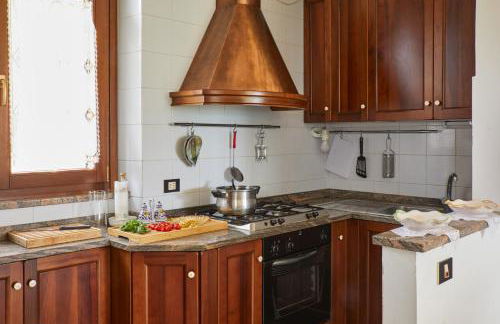 Villa Belveder - Piscina, Parco e Vista by Host Hero - Foto 5