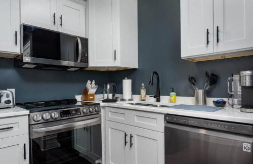 Flats on Front - Riverfront Gem Fast Wi-Fi 3F - Foto 28