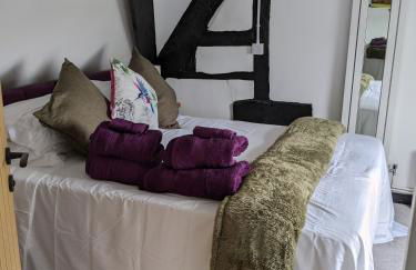 Characterful 2 bed cottage, quiet village setting - Photo 20