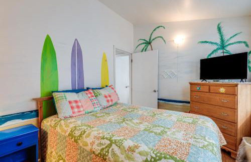 Oceanfront Gem with Rooftop Deck Steps to Sand - Foto 15