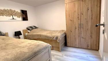 sanierte ruhige Wohnung in der Natur mit Küche - Foto 4