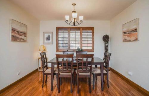 Monthly or Seasonal Large Petite Lake 44 Lakehouse Retreat with Private Pier and Hot Tub secluded Deep in the Woods - Foto 16