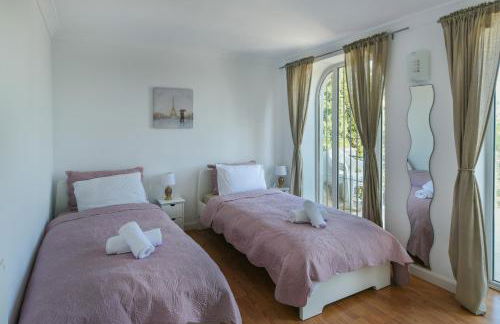 Heated pool and fantastic views BBQ Beach 5 mins - Photo 18