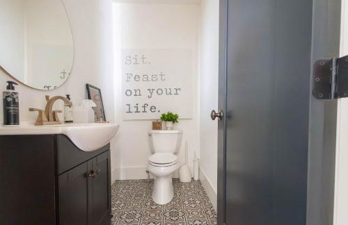 Beryl West - Artful 3BR Bentonville Pet-Friendly - Foto 30