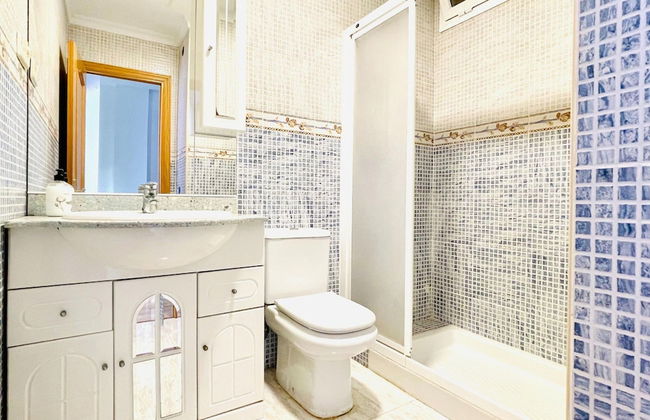 Sea View Escape in La Garrofa - Photo 16