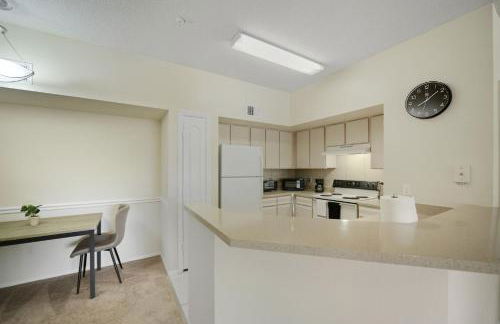 Upscale 1BR Apartment Home - Foto 11