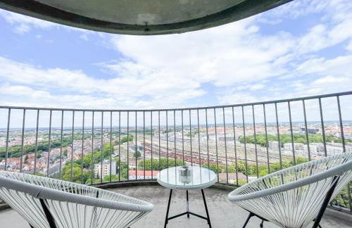 UNiQE - SKY-TV - 23 OG - Stadtblick - Kongress - Foto 13