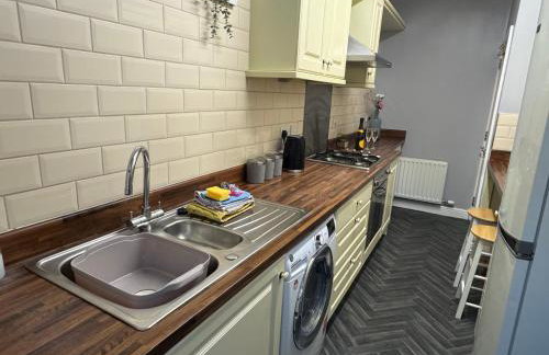 Omega Apartment - 3 Bedrooms - Sleeps 5 - Foto 3