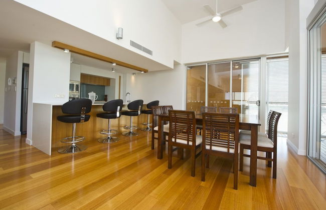 Maggies Beachfront Apt. 5 - Photo 7