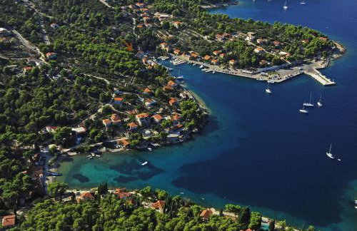 Private luxury Villa BIANCO on Solta for up to 10 persons, heated pool, free parking, very close to the beach! FREE Kajak & Mountainbikes, GREAT living area & privacy! - Foto 31