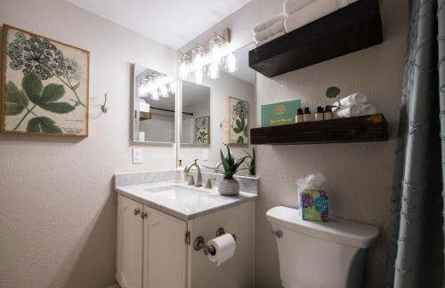 Gilbert Comstock - Foto 49