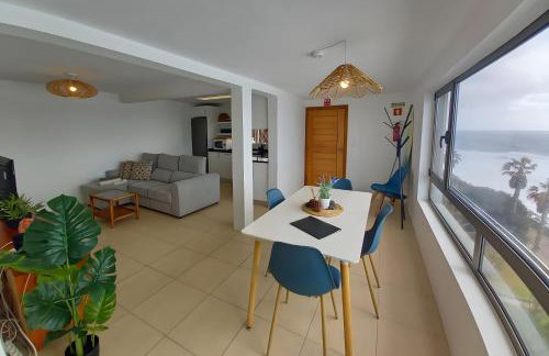 The Yellow House - Photo 10