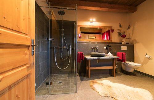 Luxus Ferienhäuser Chalets zum Ilsetal mit Kamin & Sauna in Ilsenburg im Harz - Foto 4