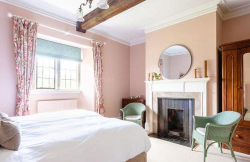 Manor Estate - Two Accommodation Wings - Sleeps 14 - Foto 7