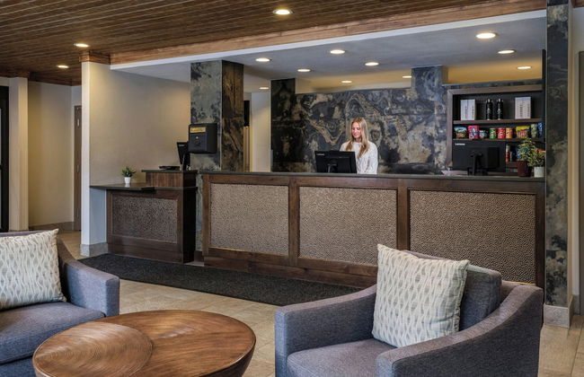 Marriott's Mountain Valley Lodge at Breckenridge - Photo 3