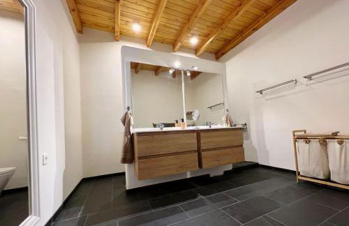 Chalet Emily mit Hot Tub und Meerblick - Foto 13