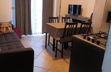 Bilocale con terrazza vista mare e montagna - Foto 2