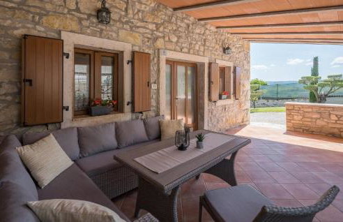 Four-Bedroom Apartment In Nova Vas - Foto 7