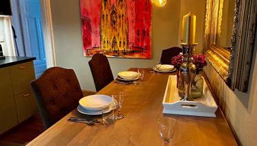 Deluxe Altbaucharme in zentraler Lage - Foto 1