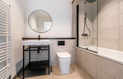 amazing apartments - Great Junction St - Free parking - Foto 19