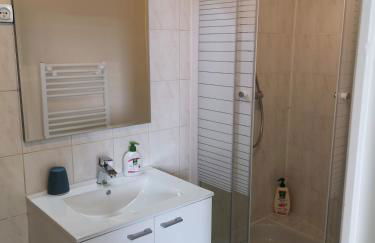 L6 - Green and premium flat close Paris - WIFI & NETFLIX - Foto 18