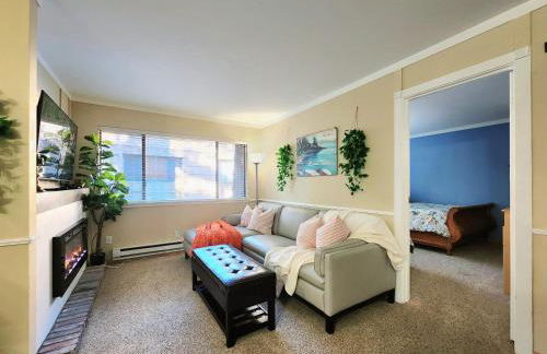 Tahoe Shoreline Retreat - Close to Ski Resorts & HOA Amenities - Foto 5