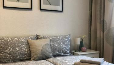 No2 TOP Apartment4YOU - 3 Zimmer, 1-6 Pers, Saarbrücken - Jägersfreude Saarbruecken - Foto 2