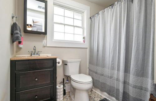 The Bulldog Farmhouse - 100 year old home - Foto 20