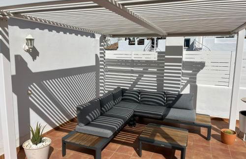 2266-Amazing newly furnished apt,on golf, sea view - Photo 18