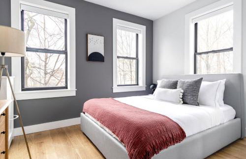 Spacious Allston 2BR w WD in basement BOS-273 - Foto 8