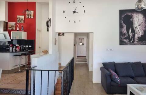 großes Haus mit Garten und Blick auf die kanarische Hügellandschaft - Foto 10