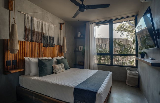 Esencia Villas - Photo 23