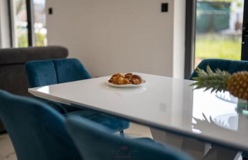 Strelitzia apartment Split with jacuzzi - Photo 21