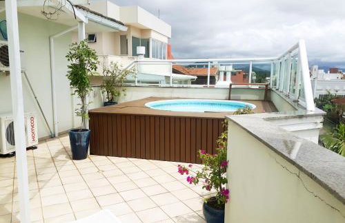 Cobertura em Canasvieiras - Vista para o Mar - 50 mtrs da Praia - Centro Canasvieiras - Foto 13