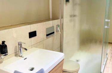 BESOTEL Mettmann- 20 Wohnungen 2 Standorte 35 Schlafzimmer 29 Badezimmer 52 Betten für 73 Gäste - Foto 145