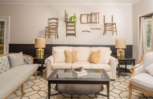 Urban Farmstead Family Retreat - Game Barn - Foto 13