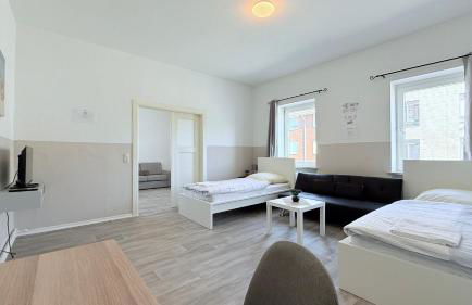 Komfortable Apartments Neumünster Zentrum perfekt für Beruf & Handwerk - Photo 2