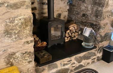 Pont Wrysgen Cottage 'the gateway to Snowdonia' - Photo 3