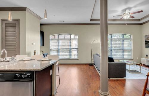 Cozy 2BR- Pool,Gym,Pkng,Near BOK Ctr&Arts Dstrct - Photo 63