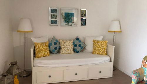 Amazing Beach & Pool Apartment with Garden - Foto 3