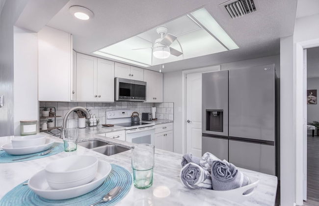 Playful Dolphins Pool Home - Foto 11