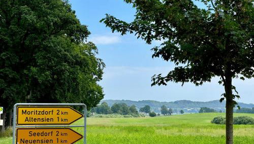 "Am Yachthafen" - Foto 3