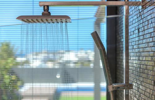 Luxury and Harmony House - Photo 27