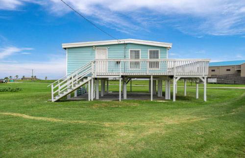 Beach Bungalow with Gorgeous Deck, Close to Beach - Foto 20