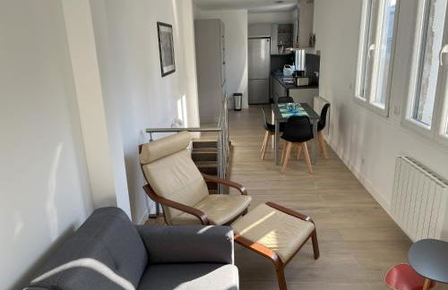 Superbe Maison Loft 80 m2 au calme avec jardin et parking privés proche Paris Disney la vallée village - Foto 2
