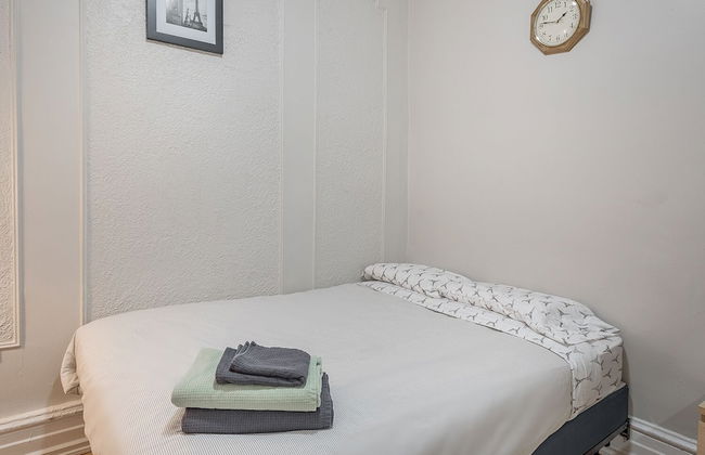 Cozy Private BR in the heart of Plateau - Foto 11