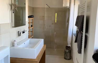 Design Appartment with big Terrace - Foto 6